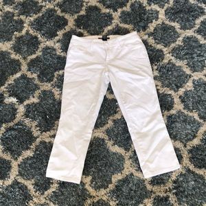 White cropped jeans